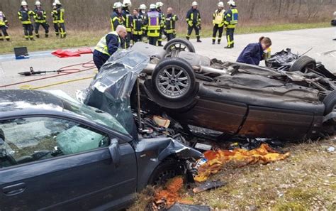 Drei Tote Nach Schwerem Unfall In Schlo Holte Stukenbrock Regionales