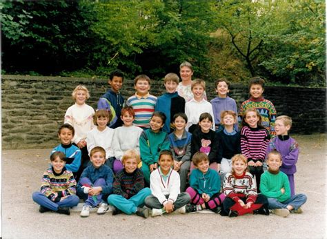 Photo De Classe CM1 De 1993 Ecole Jean Jaures Nouzonville Copains