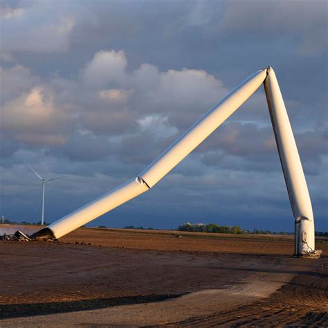 Some Wind Turbines In Iowa Crumpled By Tornadoes Latest News