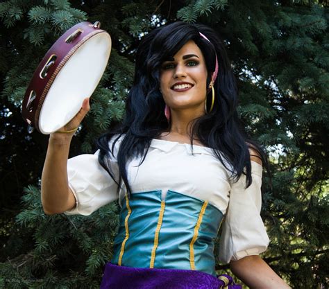 Esmeralda Disney Cosplay