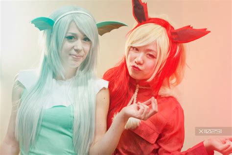 Pokemon Vaporeon And Flareon By Greentea Cosplay On Deviantart