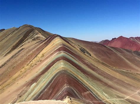 Guía completa para conocer la Montaña de 7 Colores en Cusco