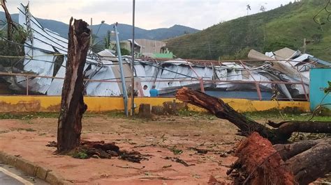 Chuva Causa Estragos Em S O Jos Da Safira E Campan Rio Vales De