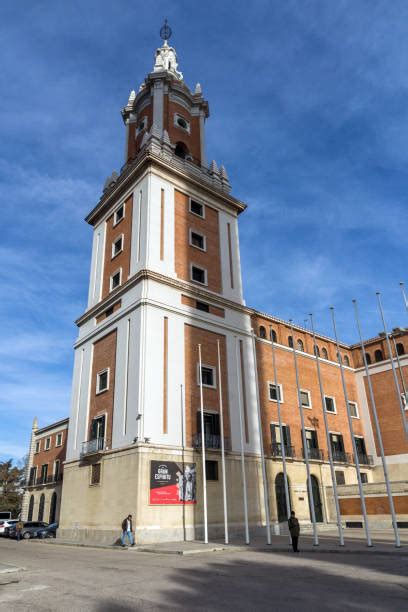 Moncloa Palace Foto Stok, Potret & Gambar Bebas Royalti - iStock