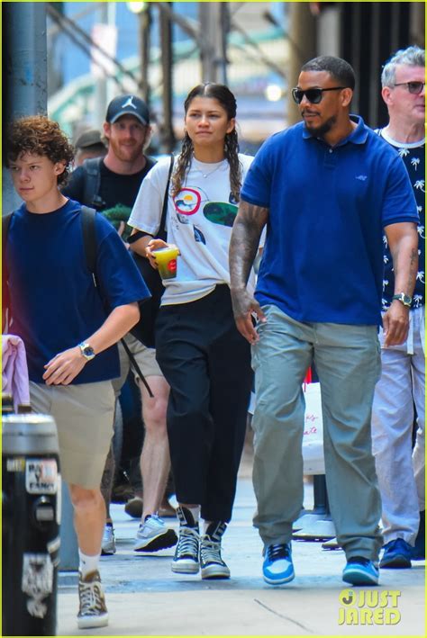 Zendaya And Tom Holland Spotted Together In Rare Sighting In Nyc Photo 4792531 Photos Just