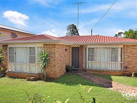 131 Perth Street South Toowoomba QLD 4350 Realestate Au