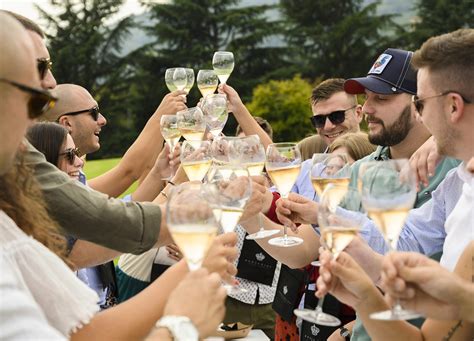 Franciacorta Al Via Il Festival Tra Vigneti E Cantine Affaritaliani It