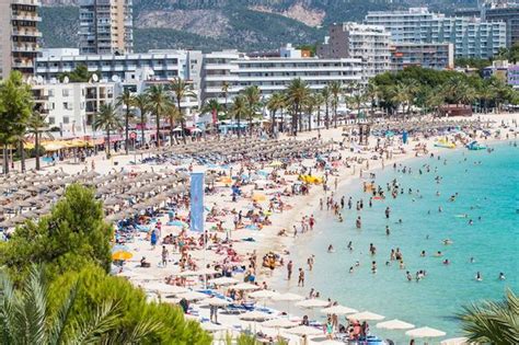 Magaluf Sex Video British Couple Filmed Romping On Beach Sunbed In Broad Daylight World News