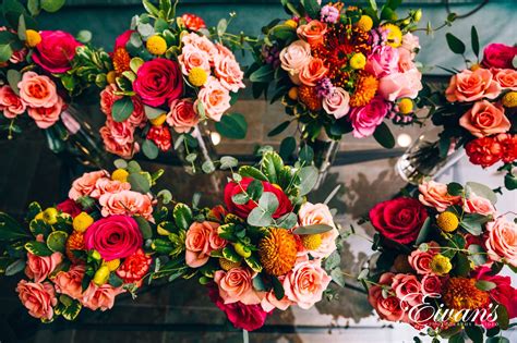 Wedding Colors: The Most Comprehensive Guide in 2020 | Eivan's Photo