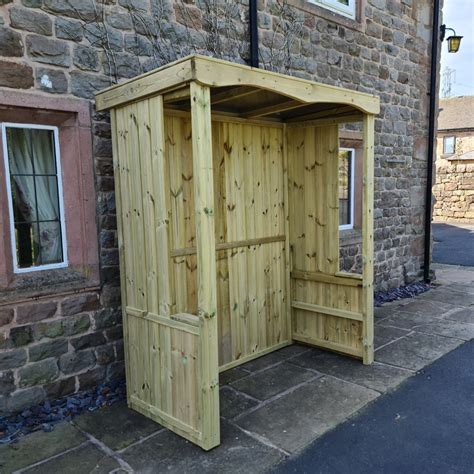 Medium Timber Smoking Shelter Churnet Valley Oak World