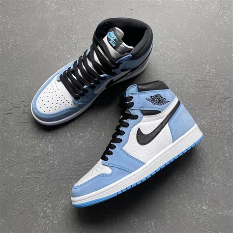 Kommande Släpp Air Jordan 1 Retro High Og University Blue · Sir Pierres Godispåse