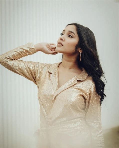 Anikha Surendran Aka Anikhaa Surendran Photos Stills And Images
