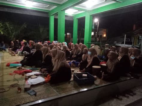 Pengajian Mujahadah Rutin Kamis Paing DiDusun Corongan Di Masjid Al