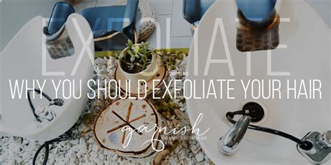 HOW AND WHY YOU SHOULD EXFOLIATE YOUR HAIR