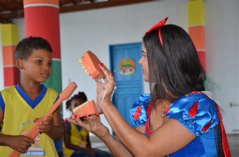 Prefeitura promove ação de saúde bucal para alunos da rede municipal