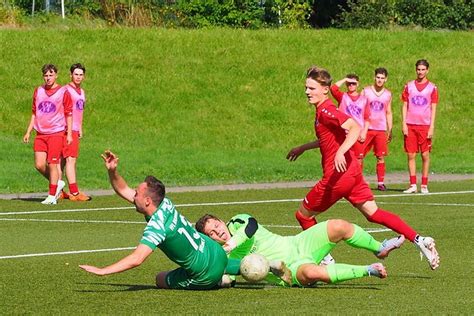 OSC Rheinhausen verlässt Abstiegsplätze mehrere Kantersiege FuPa