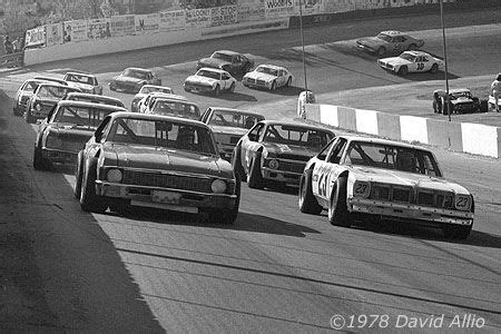 Kingsport International Speedway Larry Utsman Harry Gant Coches