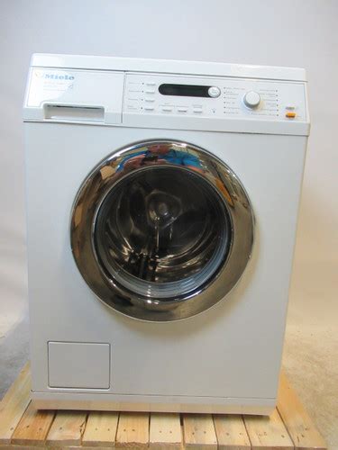 Miele W5825 Refurbished Coolblue Voor 23 59u Morgen In Huis