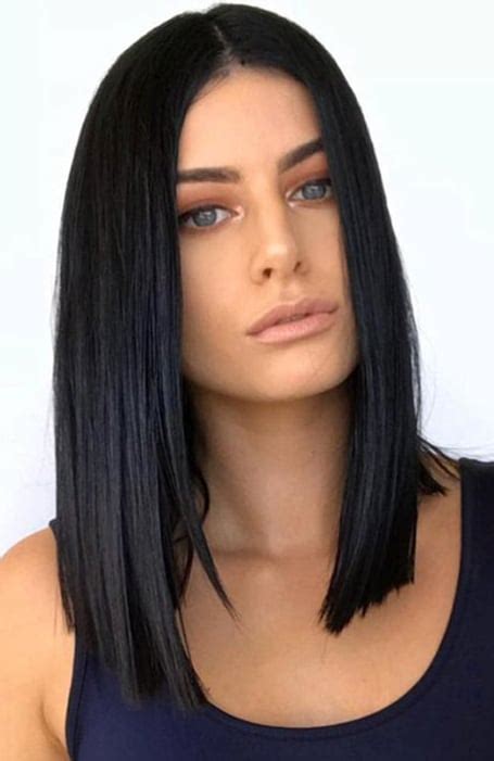 30 Best Shoulder Length Hairstyles And Haircuts For Women In 2024