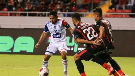 Cartaginés Y Alajuelense Igualaron 0 0 En La Final De La Liga Promerica