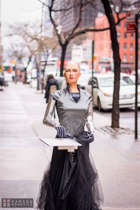 Sophia the robot taught a STEM class to the generation that's ready to ...