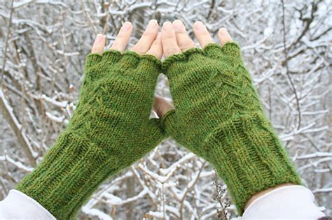 Ravelry Fern Fingerless Gloves Pattern By Amanda Lilley