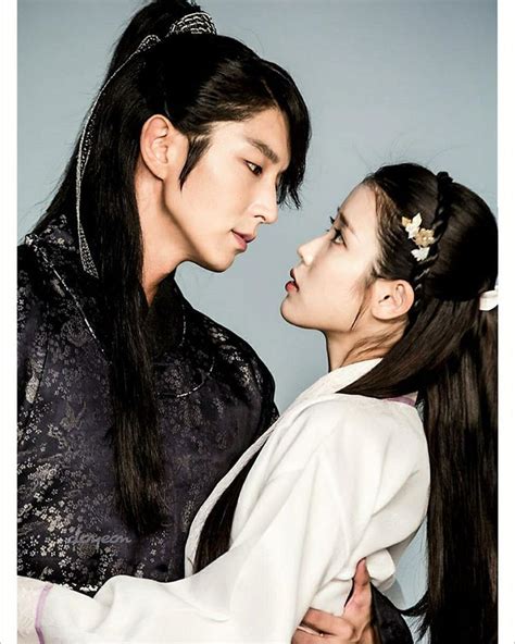 Lee Joon Gi And Iu Moon Lovers Scarlet Heart Scarlet Heart