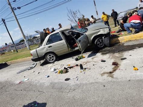 Menores De Edad Resultan Lesionados Al Caer Auto De Puente Vehicular En