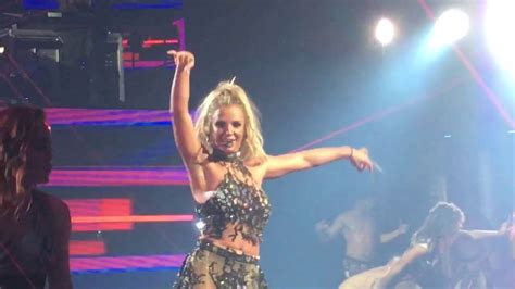 Britney Spears Till The World Ends Live Apple Music Festival 27th