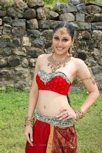 Pooja Chopra Hot In Ponnar Shankar Rajakota Rahasyam In Telugu Hd Gallery Images Page