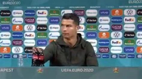 Heboh Aksi Ronaldo Singkirkan Botol Saat Konferensi Pers Perusahaan