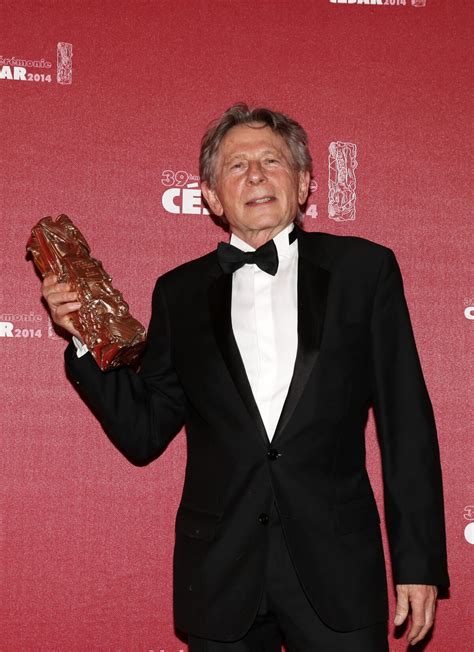 Photo Roman Polanski Et Son César Du Meilleur Réalisateur Pour Le