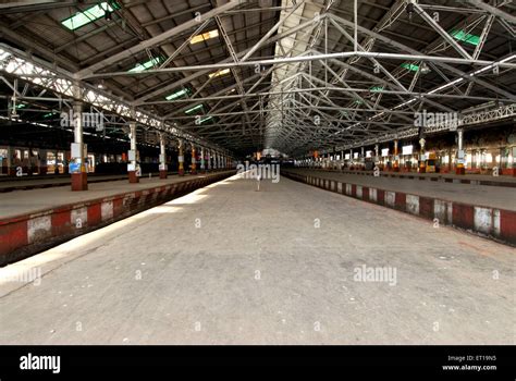 Victoria Terminus Vt Now Chhatrapati Shivaji Terminus Platform Bombay