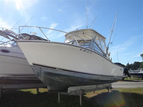 2001 Carolina Classic 25 Power Boat For Sale