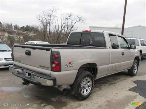 2005 Sandstone Metallic Chevrolet Silverado 1500 LS Extended Cab 4x4