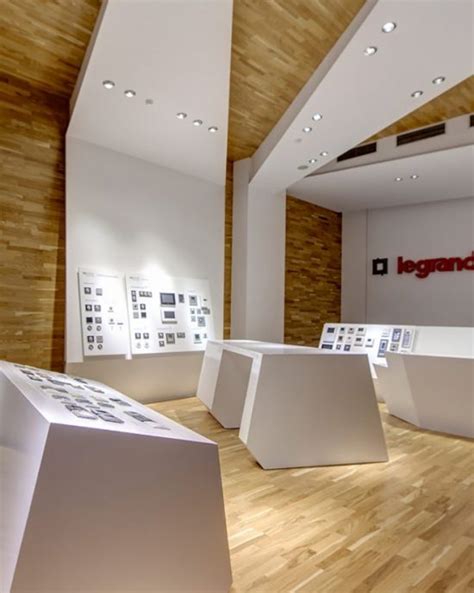 elevate  interiors  oak multilayer wood flooring discover