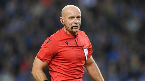 Qui arbitre Tous les officiels nommés en Ligue des champions UEFA