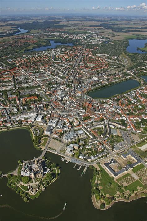 Schwerin Aus Der Vogelperspektive Stadtansicht Schwerin