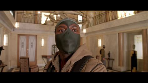 Собаки против воров. Ямакаси. 2001. HD - YouTube