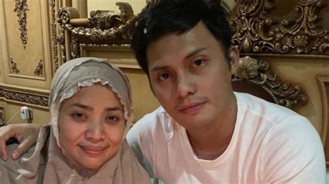 Muzdalifah Angkat Bicara Soal Isu Cerai Fadel Islami Foto Lebaran