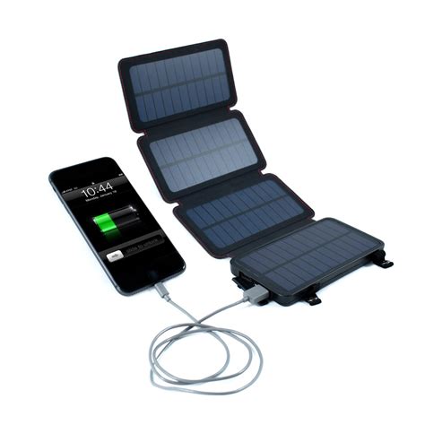 Quadrapro Solar Power Bank With Wireless And Dual Usb Charging Survival