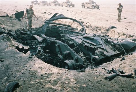 What's left of a T-72 in Iraq. : r/DestroyedTanks