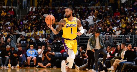 Lakers D Angelo Russell Electrifies Nba Fans While Helping Lebron