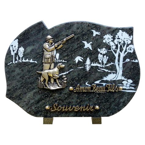 Plaque Funéraire Granit Chasseur en Bronze Funéraire en Ligne