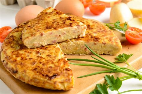 Классический испанский омлет с ветчиной – простой и вкусный рецепт, как ...