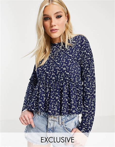 Wednesdays Girl Relaxed Smock Top With Peplum Hem In Ditsy Floral