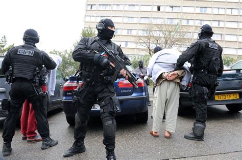 French Police Seize 10 Suspected Islamic Militants The New York Times