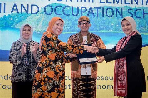 Siaran Pers Menparekraf Rancangan Skkni Bidang Pariwisata