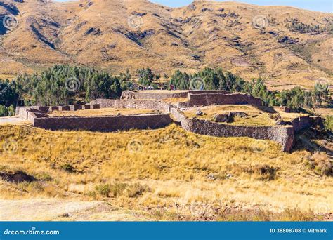 Puca Pucara Fortaleza Antigua Del Inca Cuzco Per Foto De Archivo