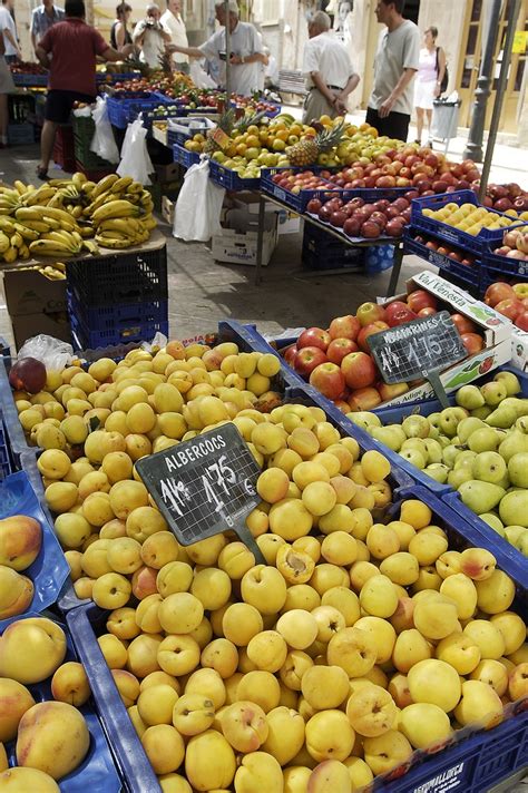 Sineu Market Every Wednesday Of The Year Mallorca Travel Tourism